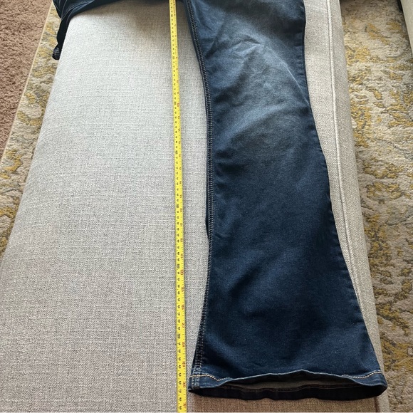 Torrid Luxe Slim Boot Jeans Women’s Sz 16R Cotton Blend Bootcut - Picture 9 of 9